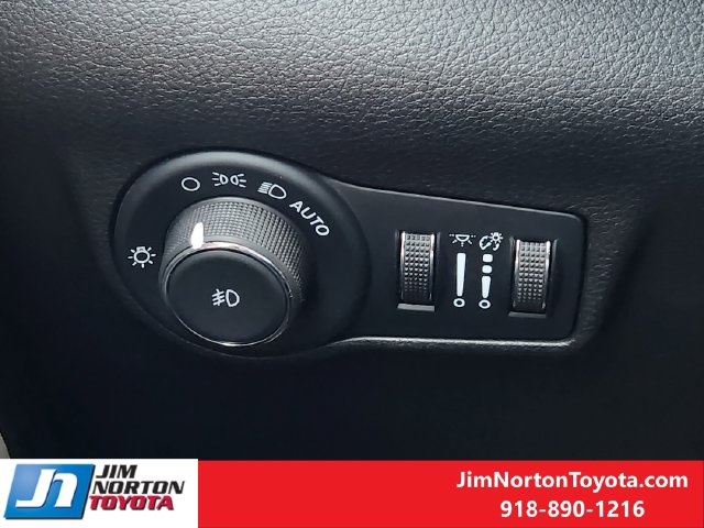 Used 2025 Jeep Compass SUV