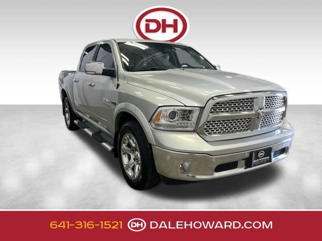 Bright Silver Clearcoat Metallic 2017 RAM 1500 Laramie Crew Cab 4WD Pickup Truck Four-Wheel Drive 8-Speed Automatic