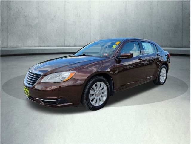  2013 Chrysler 200 Touring Sedan FWD   