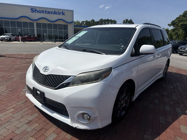 Used 2015 Toyota Sienna Van