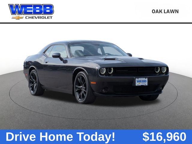 Gray (Maximum Steel Metallic Clearcoat) 2017 Dodge Challenger SXT RWD Coupe Rear-Wheel Drive 8-Speed Automatic