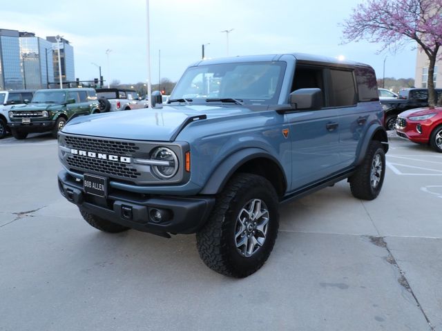 Used 2025 Ford Bronco 4-Door Badlands with VIN 1FMEE9BP6SLA64899 for sale in Kansas City