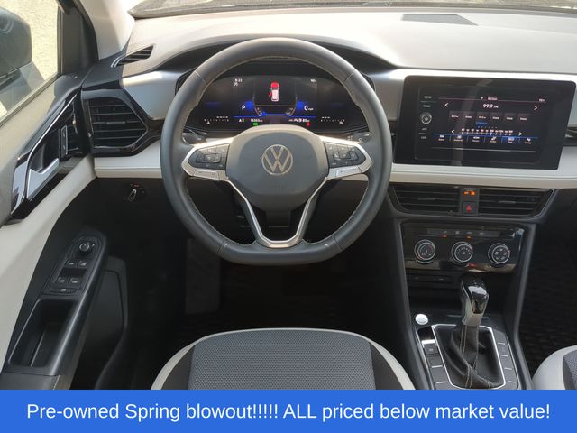 Used 2025 Deep Black Pearl Effect Volkswagen 1.5T S image 37