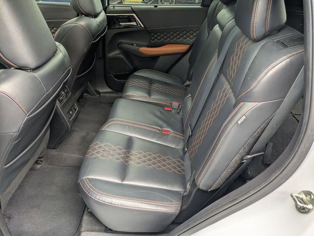 Used 2022 Mitsubishi Outlander SEL 4D Sport Utility
