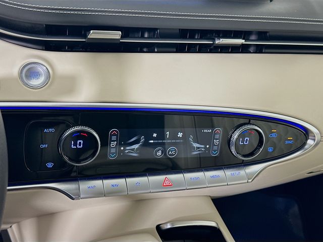 Thumbnail: 2025 Genesis GV70 - 16