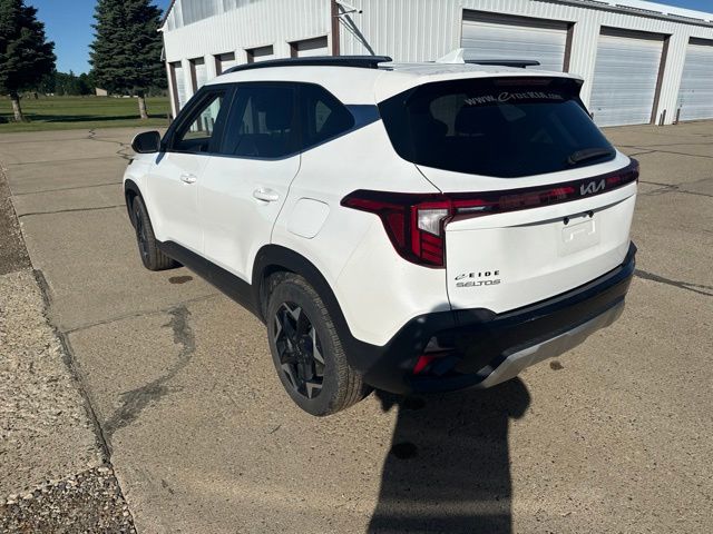 2024 Snow White Pearl Kia Seltos EX AWD SUV