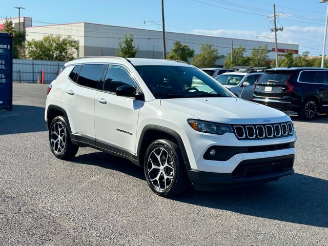 2024 Jeep Compass Latitude