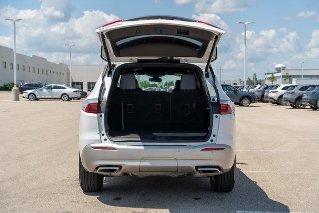 2022 Buick Enclave Essence 15