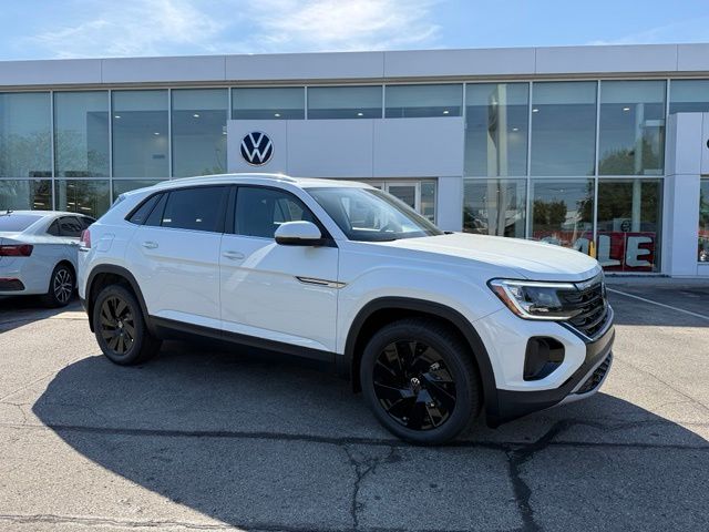 White Pearl 2026 Volkswagen Atlas Cross Sport SUV / Crossover All-Wheel Drive 8-Speed Automatic