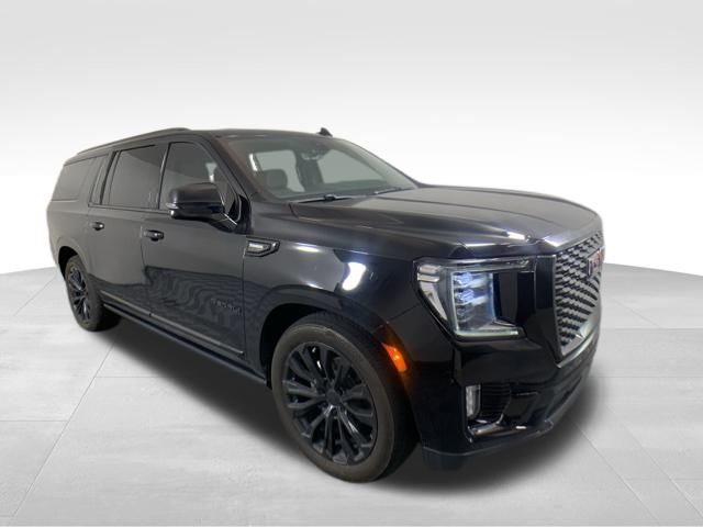 2021 GMC Yukon XL Denali 8