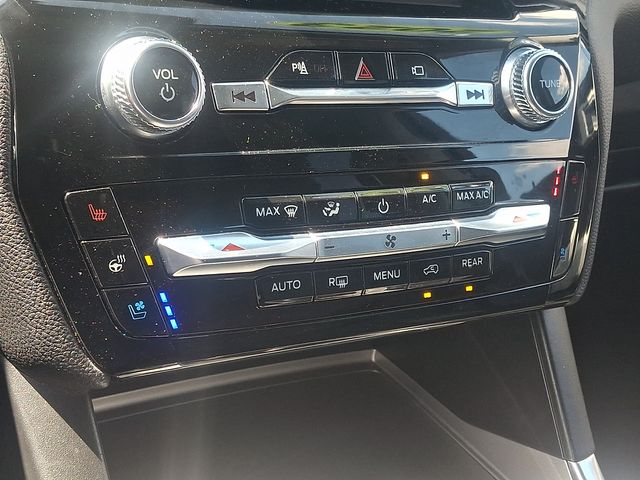 2023 Ford Explorer Limited - Photo 16