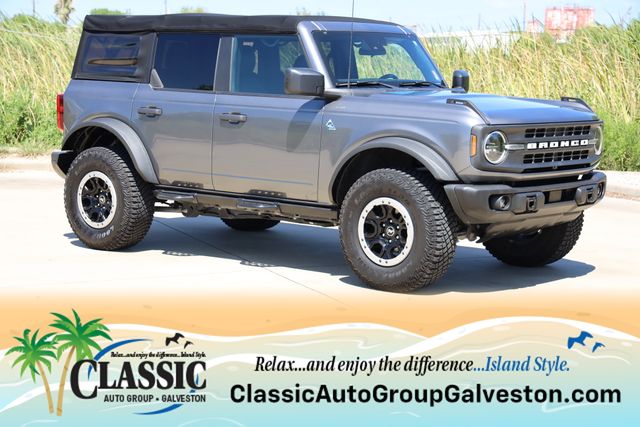 2022 Ford Bronco Black Diamond Gray at Ultimate Motorsports