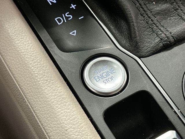2019 Volkswagen Atlas SEL  at Audi Porsche Sewickley