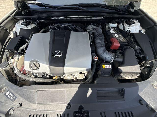 2023 Lexus ES - $38,998
