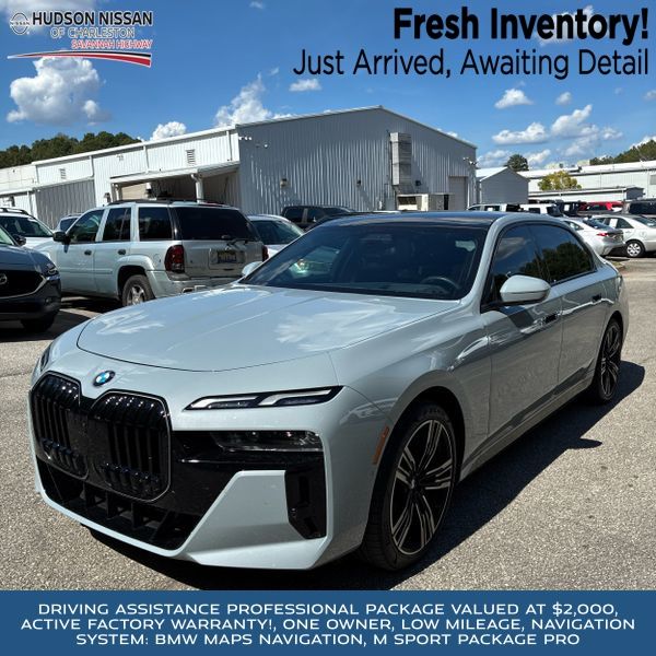 Brooklyn Gray Metallic 2024 BMW 7 Series Sedan Rear-Wheel Drive 8-Speed Automatic