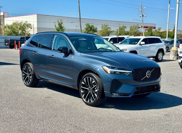 2026 Volvo XC60 B5 Ultra