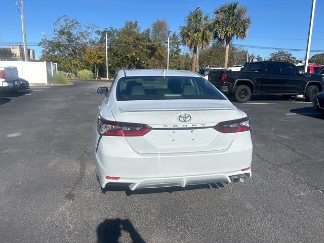 2023 Toyota Camry SE 20