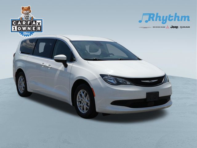 2023 Chrysler Voyager LX FWD