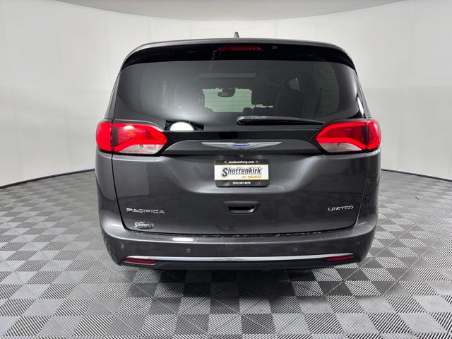 Used 2019 Chrysler Pacifica Van