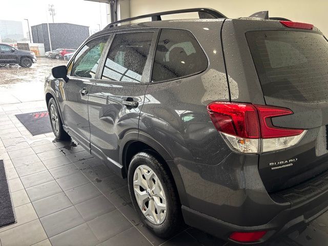 2020 Subaru Forester Base - 10