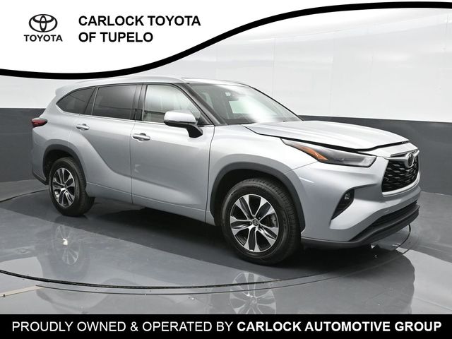 2022 Toyota Highlander XLE 4