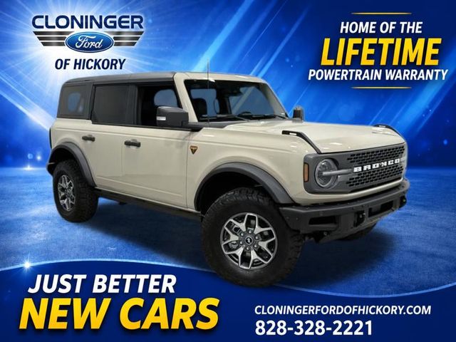 Desert Sand 2025 Ford Bronco SUV / Crossover Four-Wheel Drive Automatic