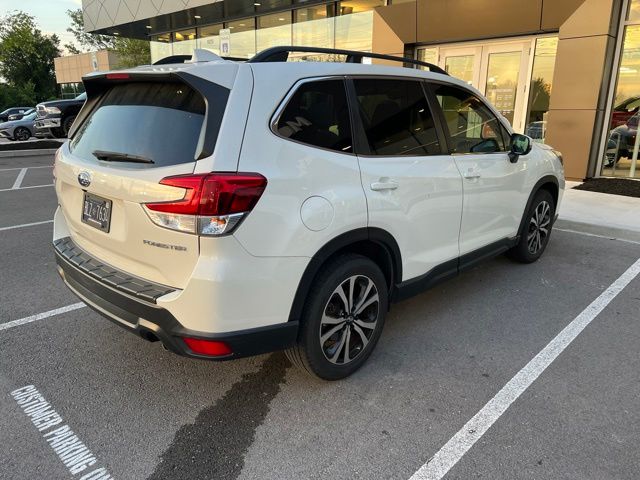 Used 2019 White Subaru Limited image 7