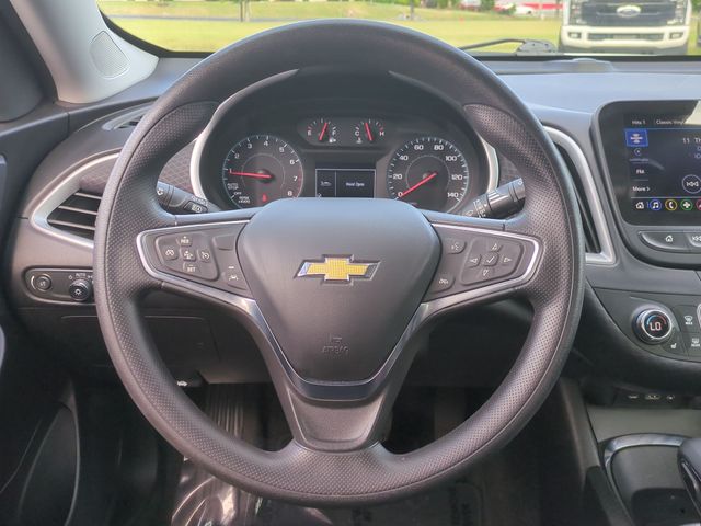Used 2024 White Chevrolet LT image 31