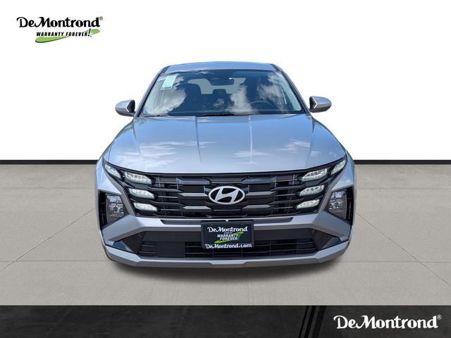 2026 Hyundai Tucson SE Silver at DeMontrond Gulf Freeway