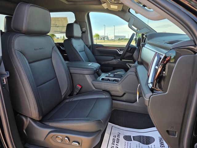 2026 GMC Sierra 3500HD Denali