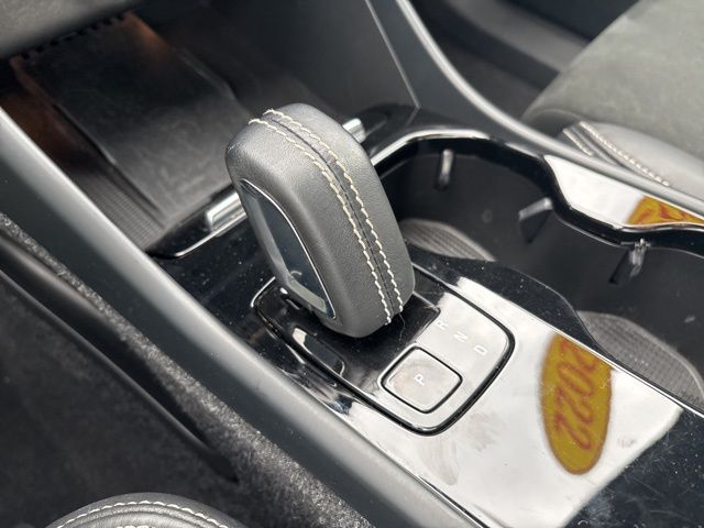 used 2022 Volvo XC40 Recharge Pure Electric car, priced at $24,999