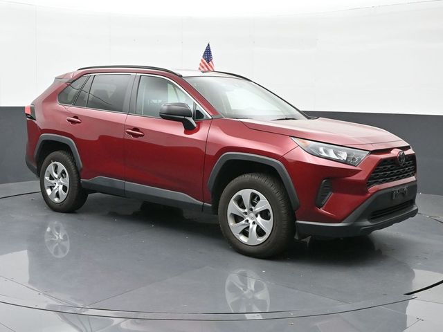 2021 Toyota RAV4 LE 9