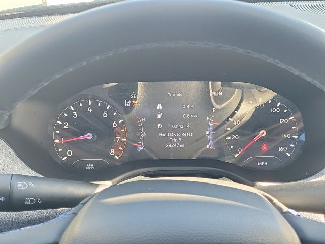Used 2022 Black Jeep Latitude image 21