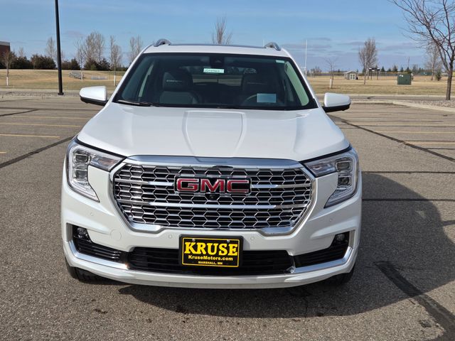 2024 GMC Terrain AWD Denali