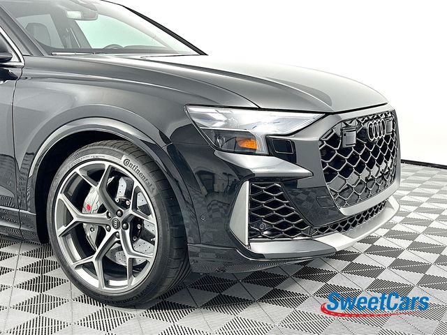 2025 Audi RS Q8 performance