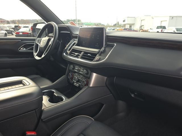 2023 Chevrolet Suburban Premier:44911A