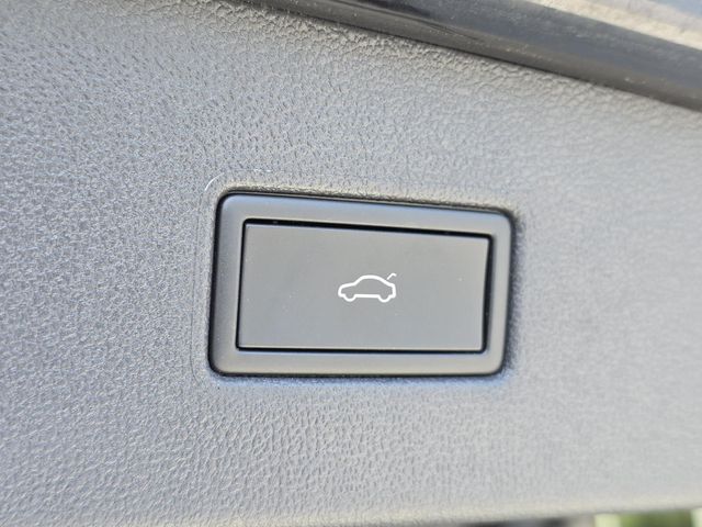 Used 2024 Volkswagen Tiguan SUV