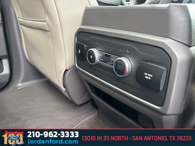 Used Car 2021 Ford Expedition Max  Xlt For Sale Under $25,000 In San Antonio, Texas