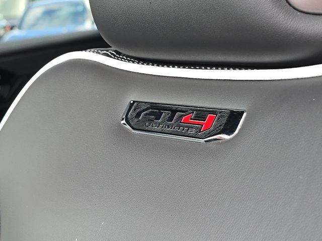 2025 GMC Yukon XL AT4 Ultimate:C02706