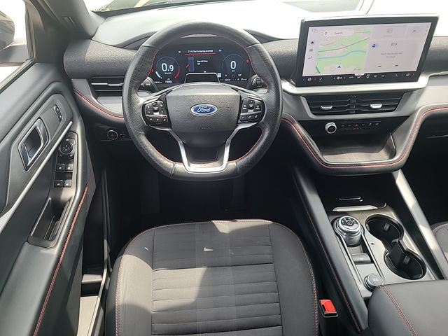 Used 2025 Ford Explorer SUV