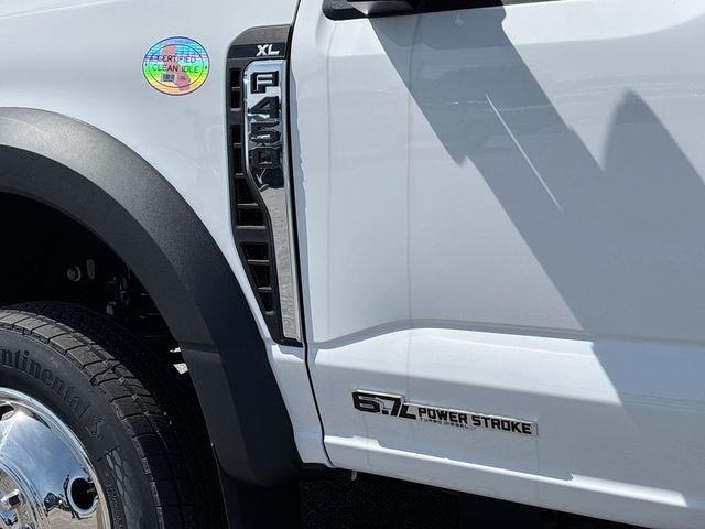 New 2026 Oxford White Ford F-450® XL image 8