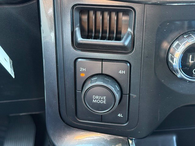Used 2021 Black Ford XLT image 17