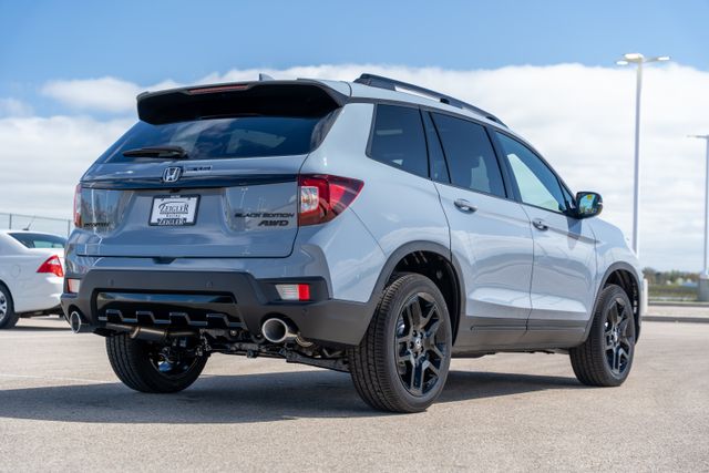 2025 Honda Passport Black Edition 3