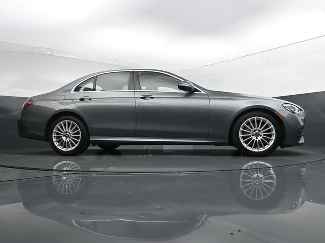 Used 2023  Mercedes-Benz E 350 image 29