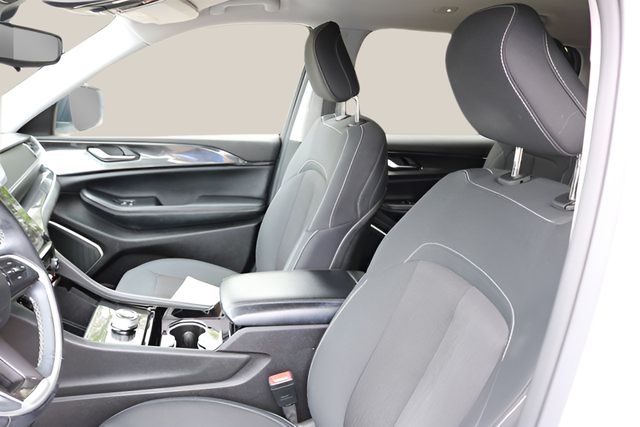 Used Car 2022 Jeep Grand Cherokee L  Laredo For Sale Under $30,000 In Austin, Texas