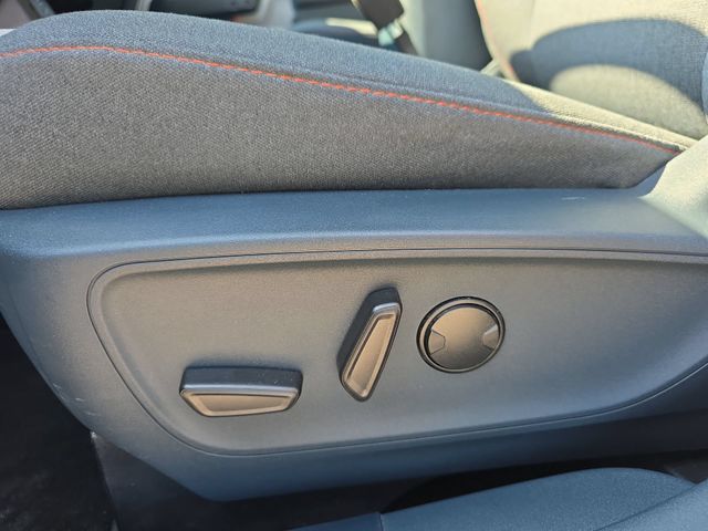 Used 2024 Carbonized Gray Metallic Ford XLT image 28