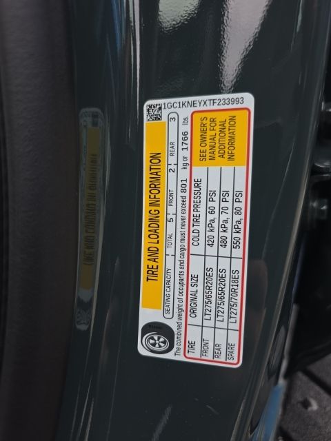 New 2026 Gray Chevrolet LT image 37