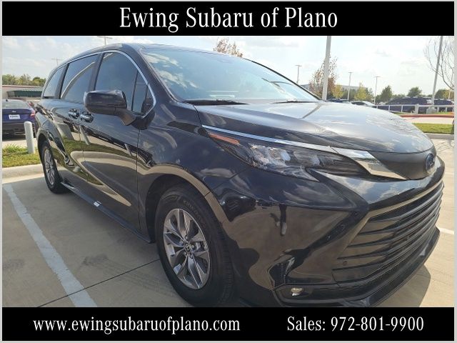 Midnight Black Metallic 2025 Toyota Sienna Minivan Front-Wheel Drive Continuously Variable Transmission