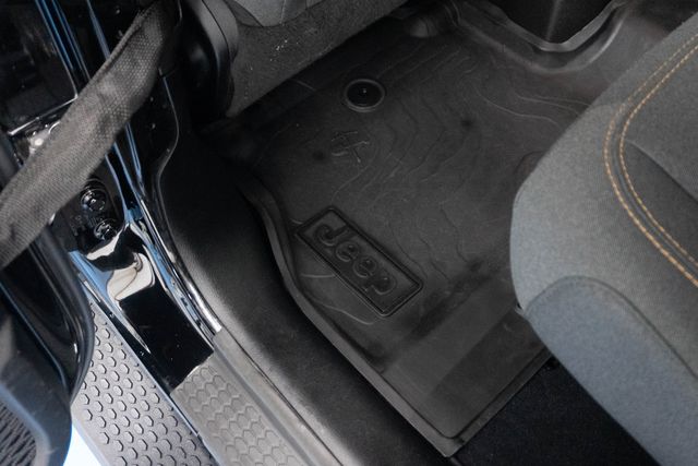 Used 2024 Jeep Wrangler SUV