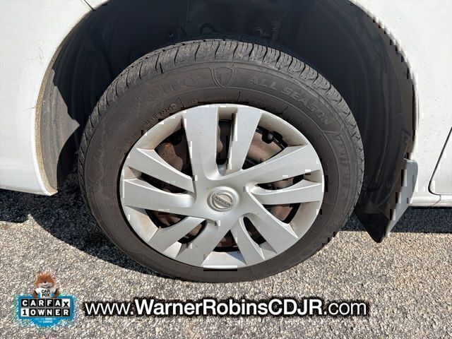 Used 2020 White Nissan SV image 6